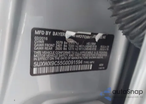 2016 BMW X3 xDrive28I z USA, uszkodzony, nr VIN 5UXWX9C55G0D91594